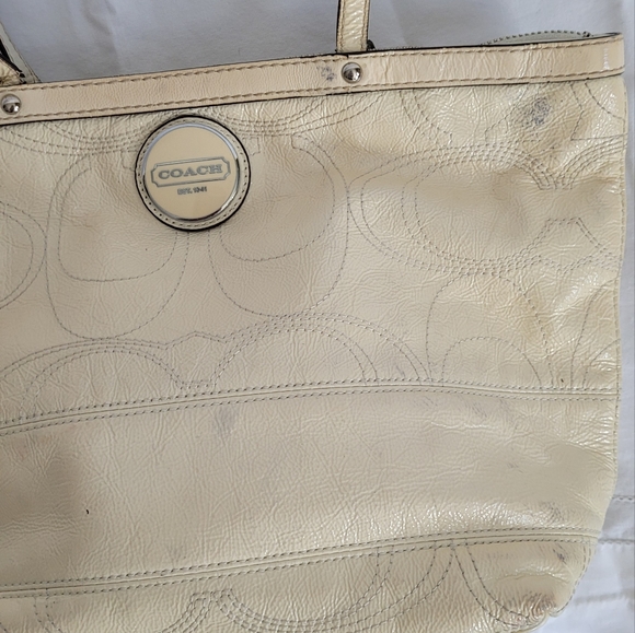 Coach Authentic handbag - Picture 9 of 11